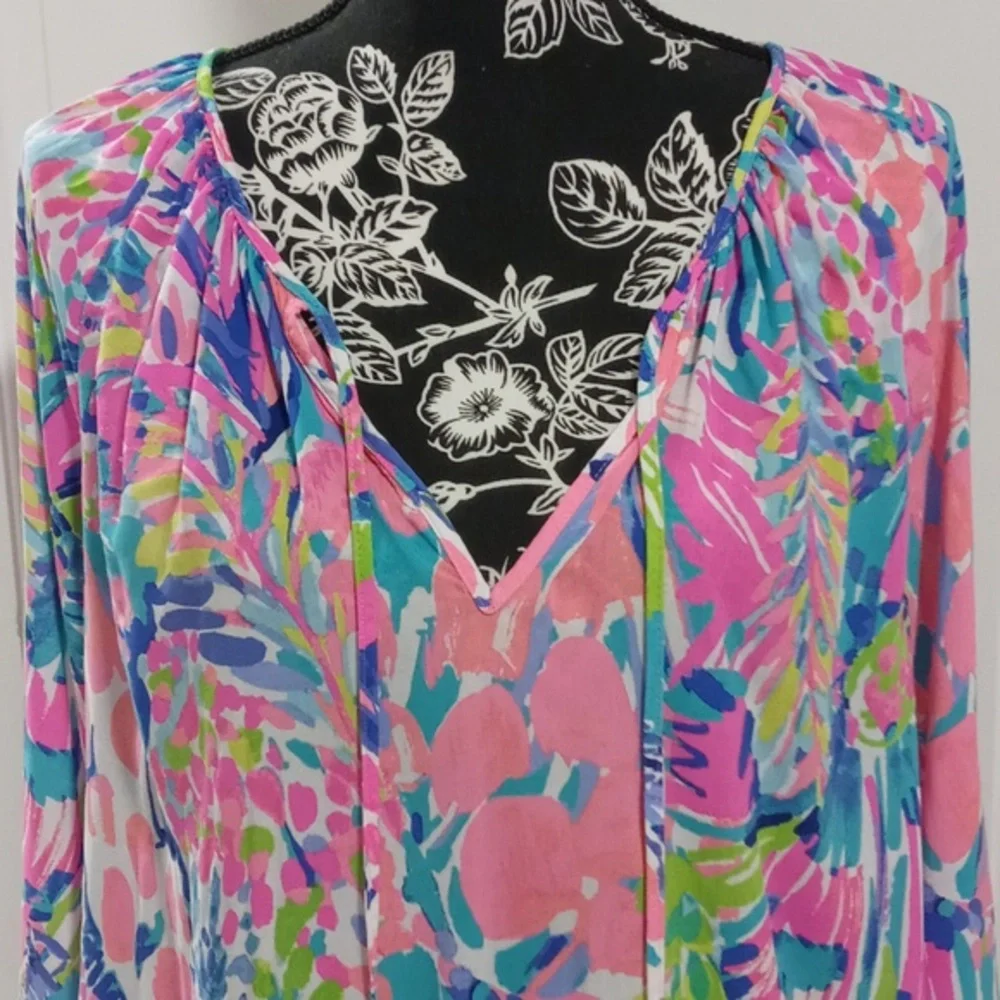 🔴SOLD🔴🦒VERY HTF Lilly Pulitzer🦒 - Willa Top - Picture 7 of 16